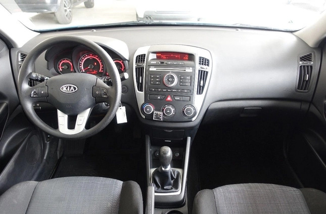 Kia Ceed cena 21800 przebieg: 117300, rok produkcji 2010 z Kłodzko małe 277